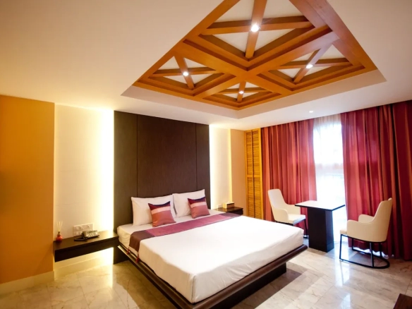 Luxury VIP room interior showing seating area ภายในห้อง VIP ตกแต่งหรู พร้อมมุมนั่งเล่นส่วนตัว