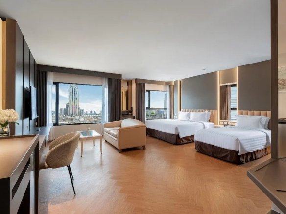 Luxury all suites hotel room in Pratunam Bangkok