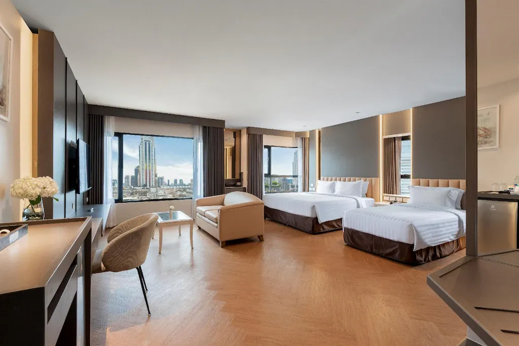 Luxury all suites hotel room in Pratunam Bangkok