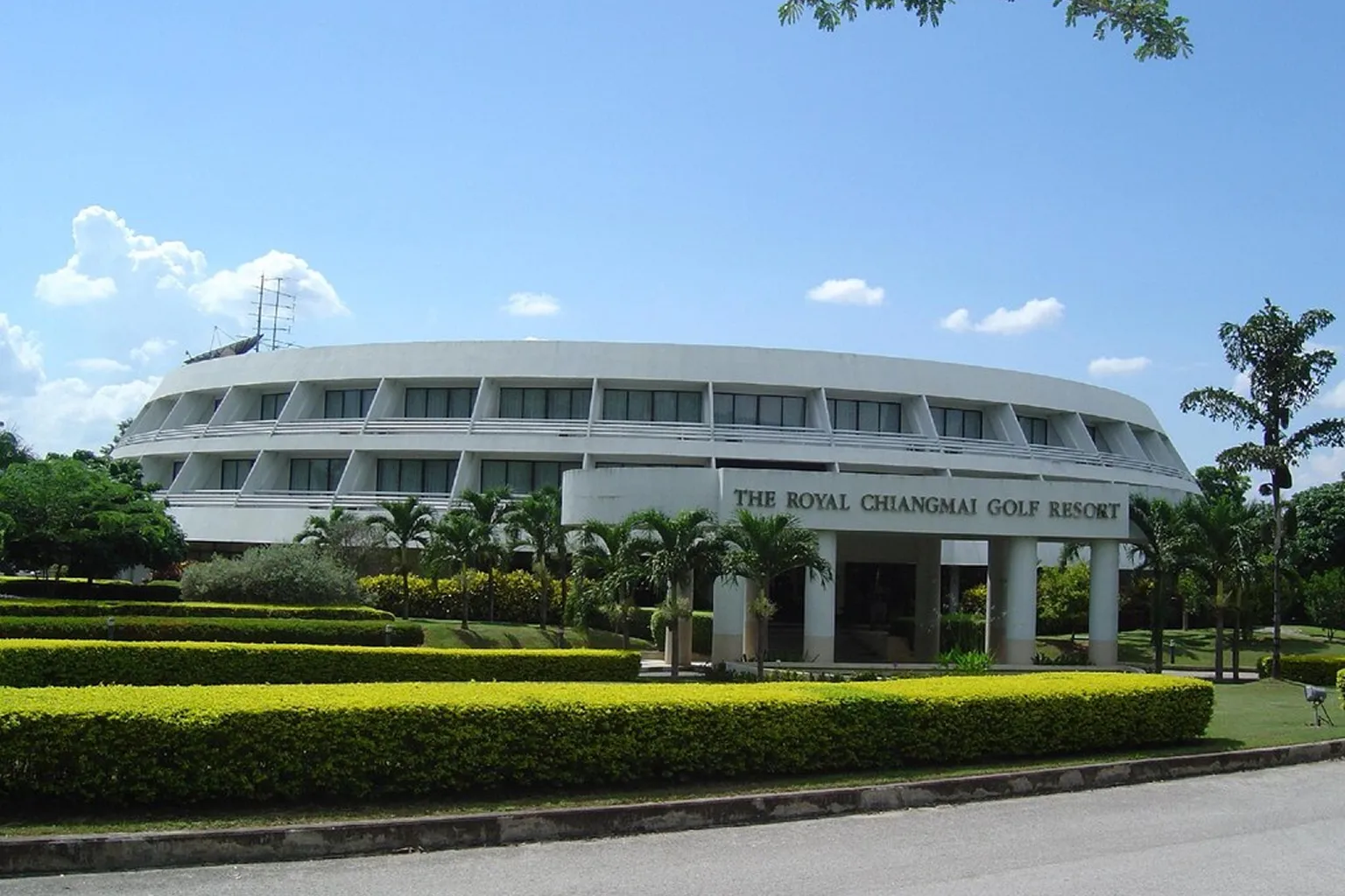 1.chiang-mai-golf-resort-main-building-for-sale Premium golf course and resort main building for sale in Chiang Mai