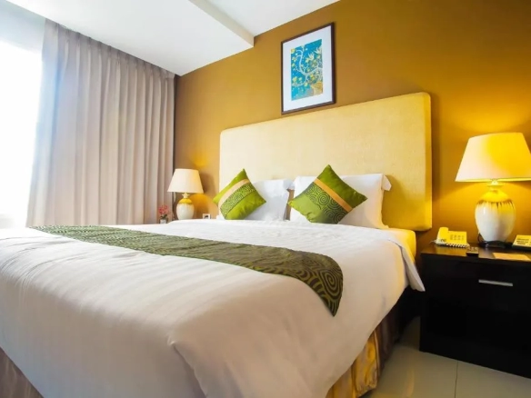 Standardized hotel room for efficient operations