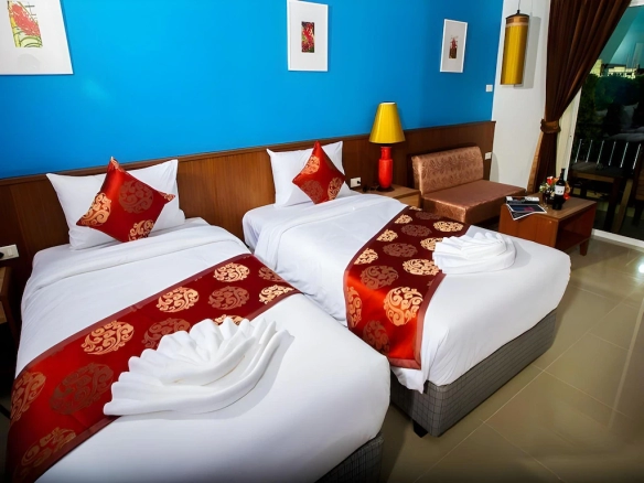 Twin bed guest room at The Ninth Pattaya Hotel Pattaya