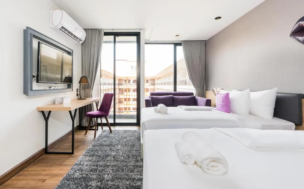 Bright guest room with city view in North Pattaya