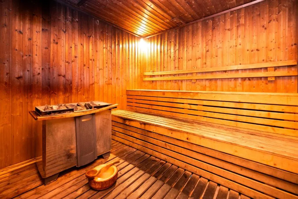 Sauna and spa facility enhancing hotel service value