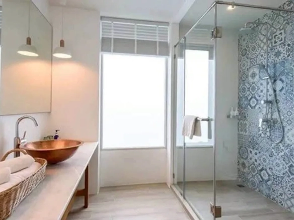 In-room amenities setup supporting guest convenience