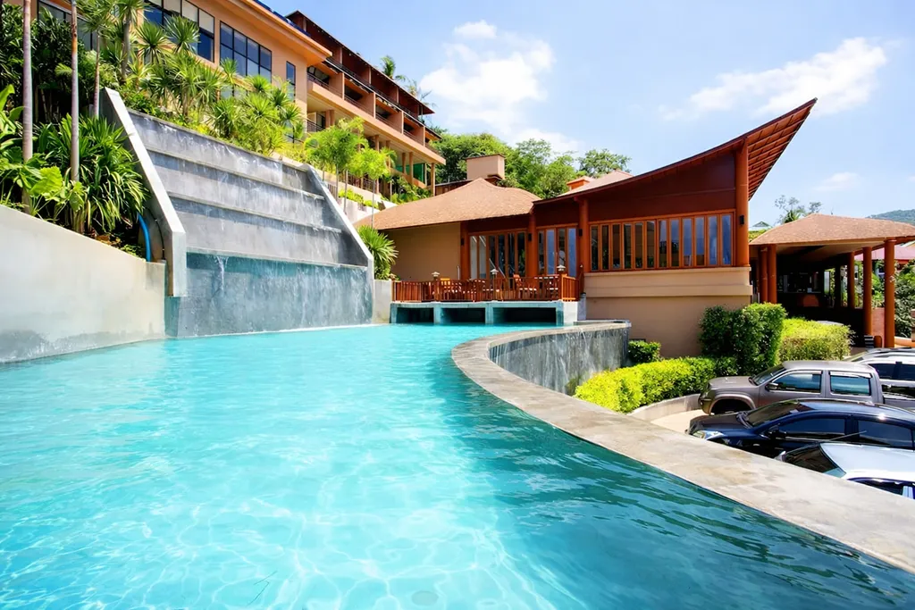 Pool deck and relaxation area