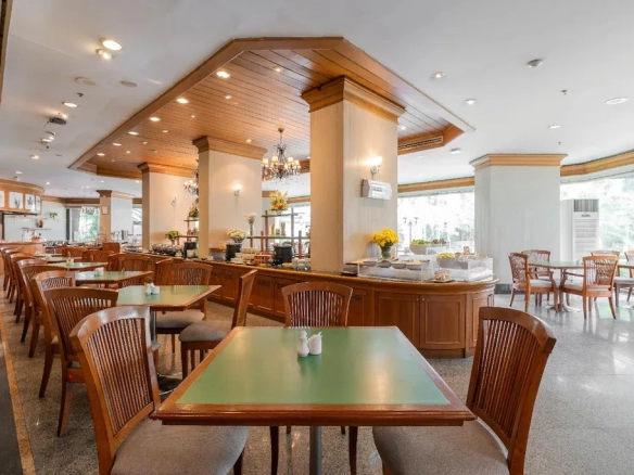 Spacious hotel restaurant interior in Pratunam