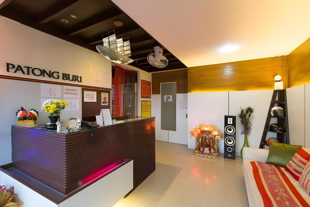 Indoor hotel facilities and amenities