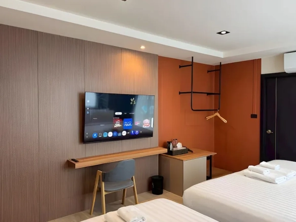 Commercial zone near hotel supporting business demand