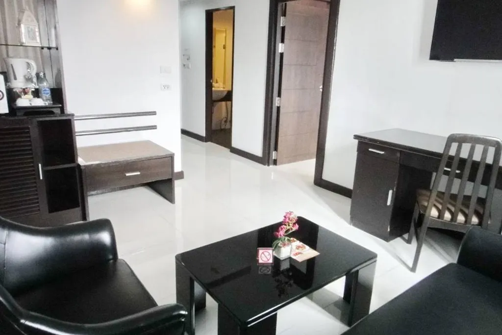 Additional meeting and function room