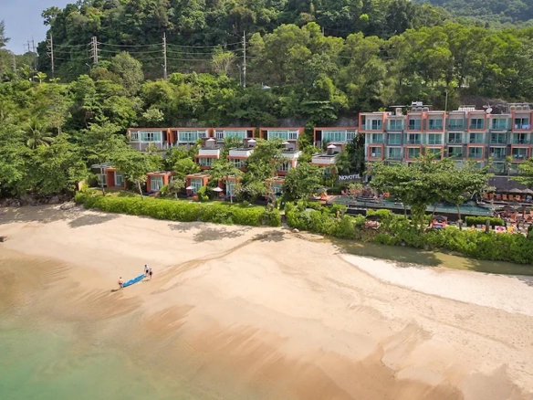 Coastal neighborhood with resort developments