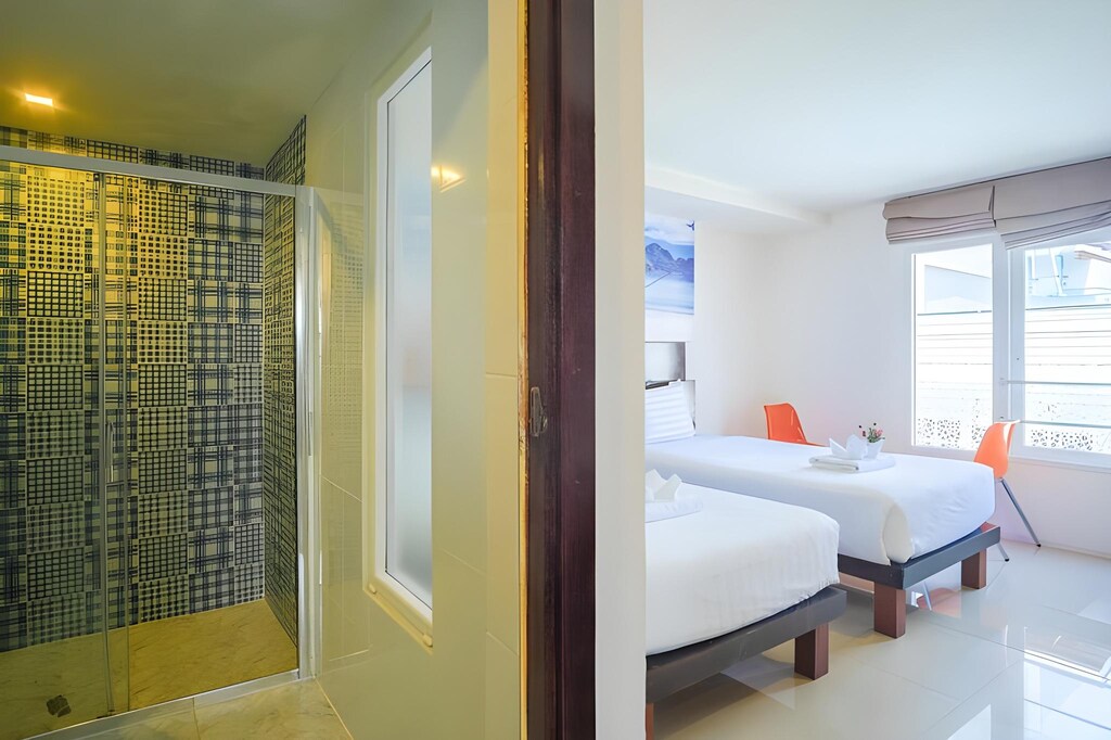 Sunset view near boutique hotel location