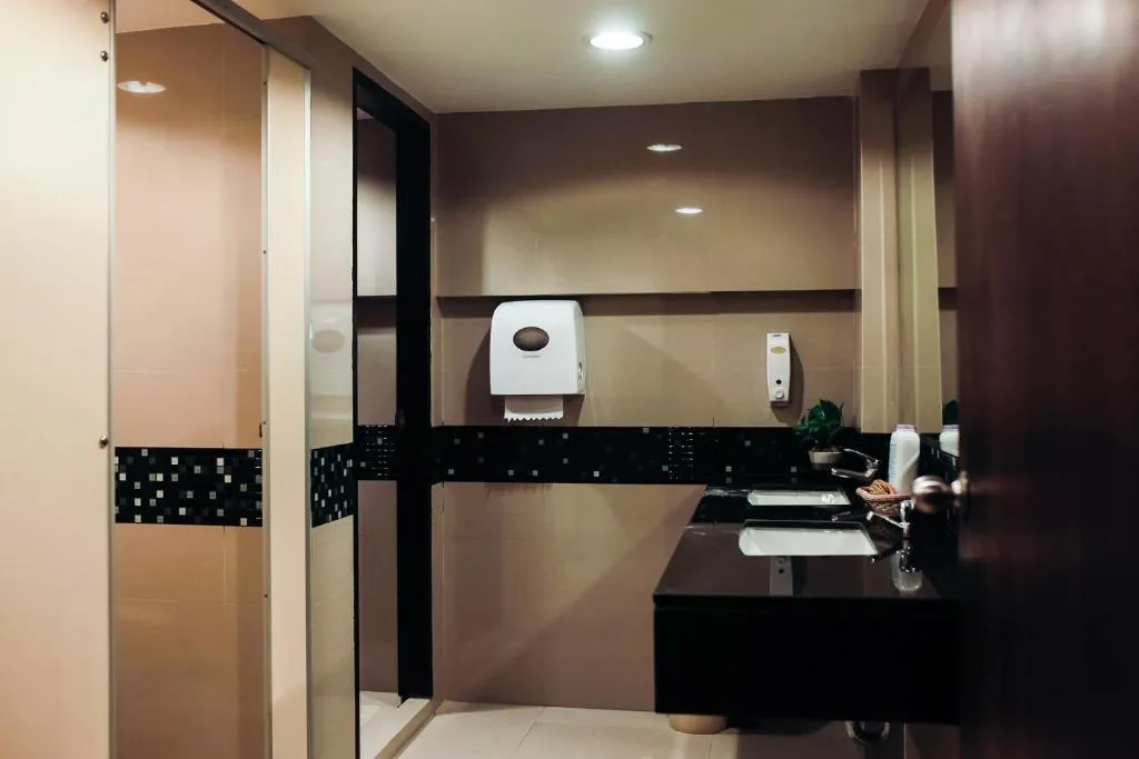 City night view enhancing hotel investment appeal