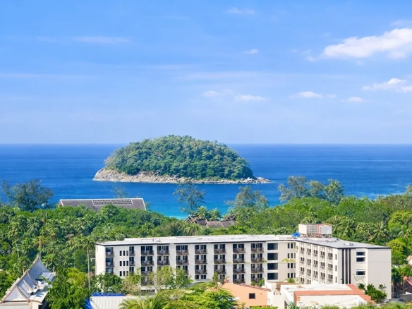 City and sea view near hotel location