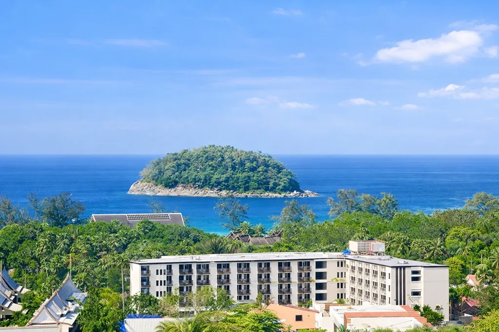 City and sea view near hotel location