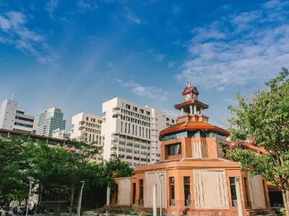 Night landmark view near Patra hotel location