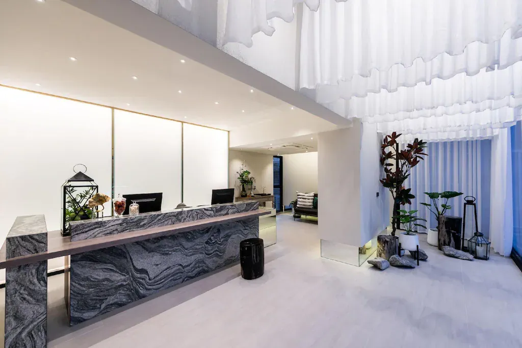 Reception counter and service area of hotel for sale in Bangkok Noi Bangkok