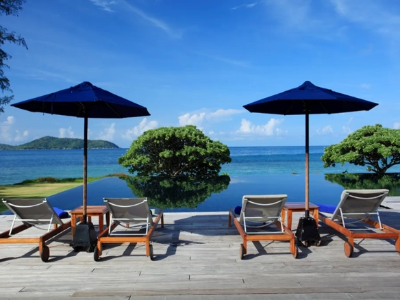 Beachfront sunbeds with sea view in Phuket