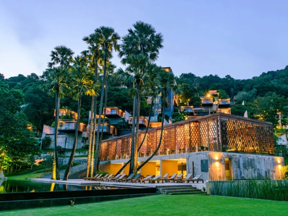 ultra-luxury-seaside-villa-resort-phuket-evening.webp