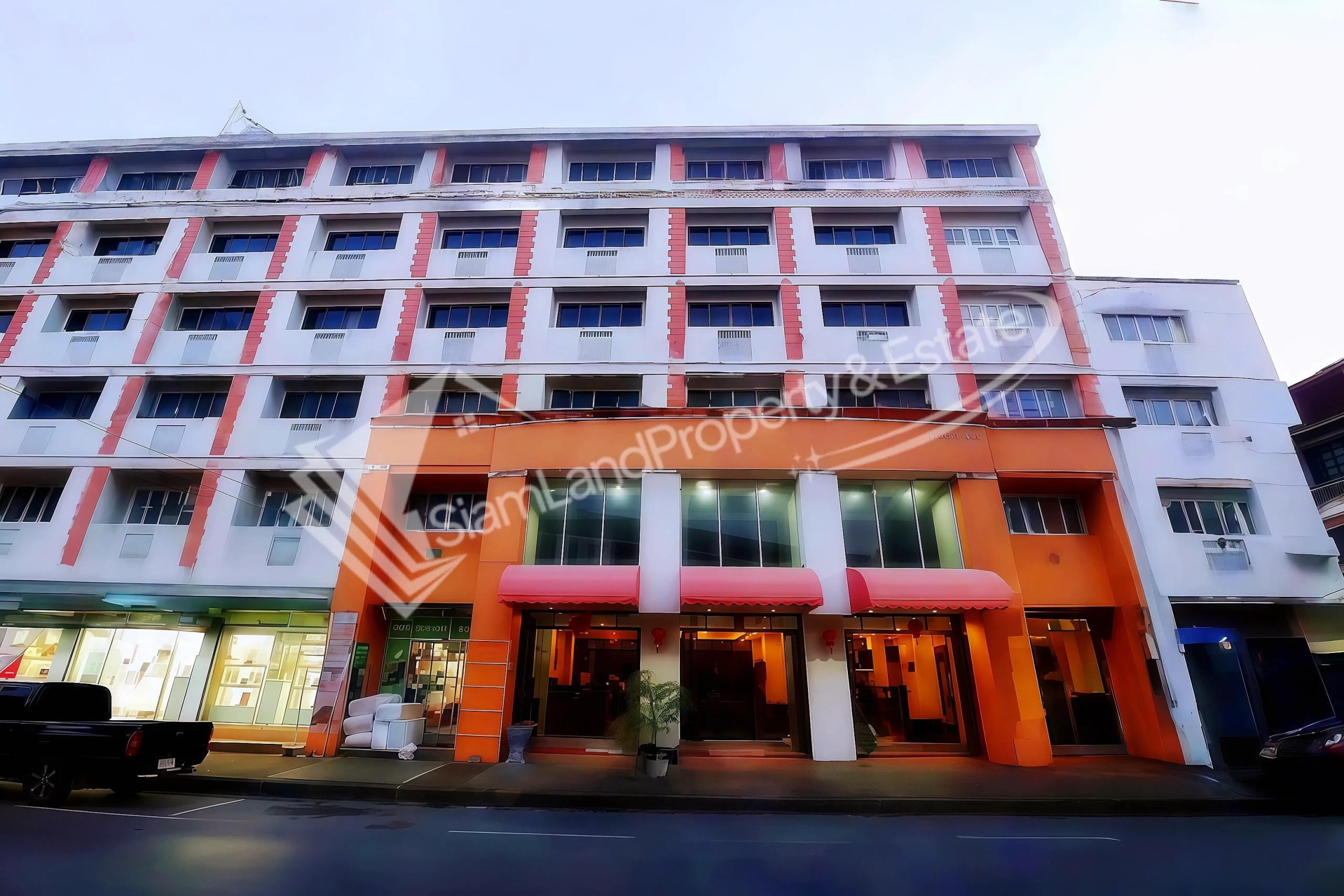 01-crystal-inn-phuket-cover