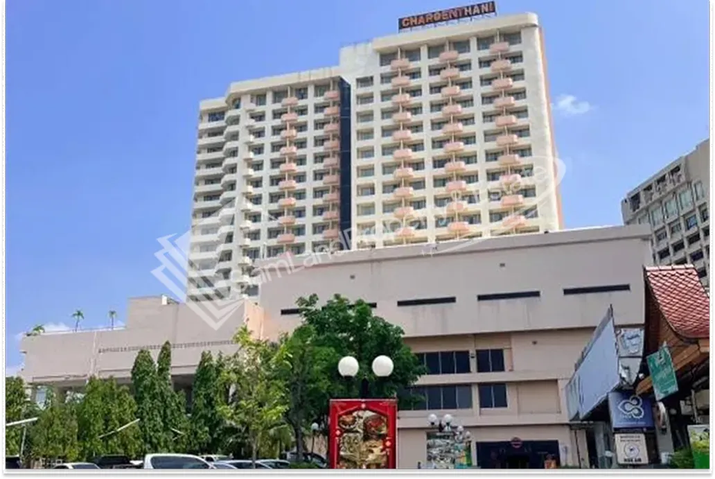 Grand palace hotel building