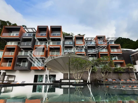 Luxury 4-Star Business Hotel for Sale on Silom Road Front exterior view of boutique hotel in South Pattaya, Thailand