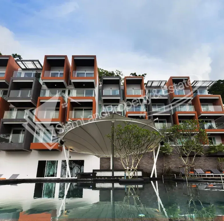 Luxury 4-Star Business Hotel for Sale on Silom Road Front exterior view of boutique hotel in South Pattaya, Thailand
