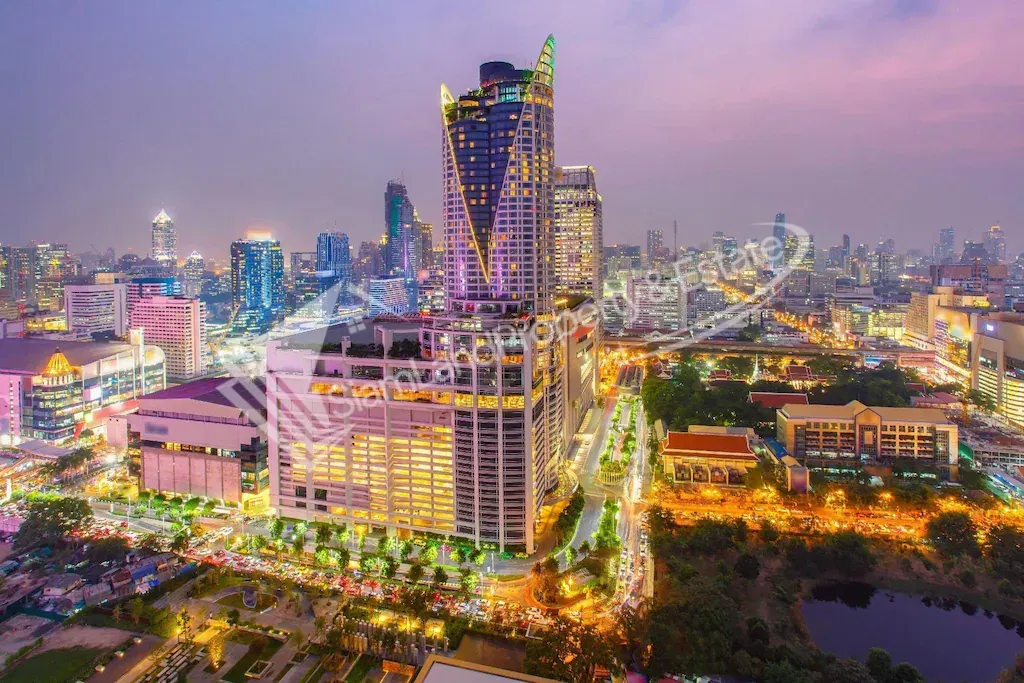 Luxury hotel for sale pratunam bangkok skyline