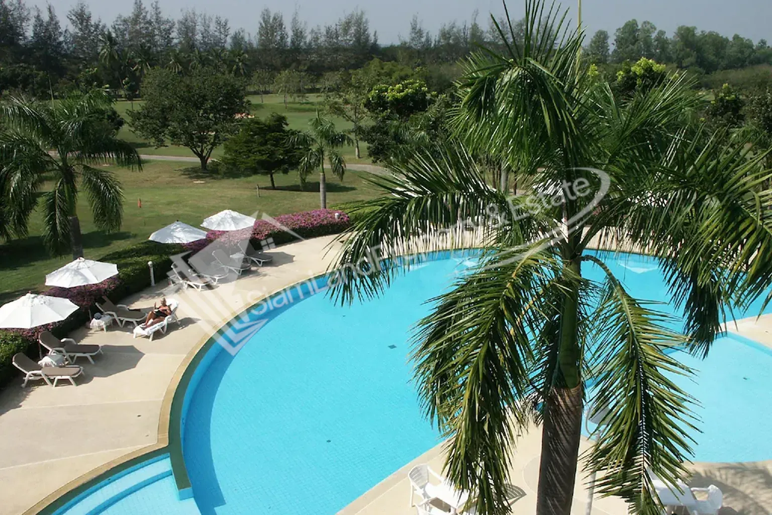 04-resort-swimming-pool-golf-club-chiang-mai Resort swimming pool golf club chiang mai