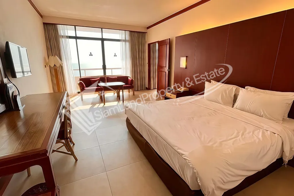 17-ambassador-city-jomtien-hotel-superior-king